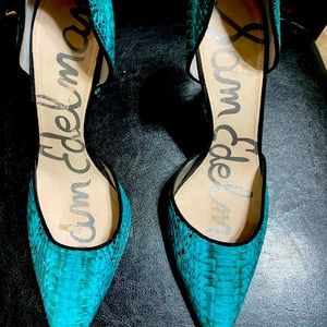 Sam Edelman pumps